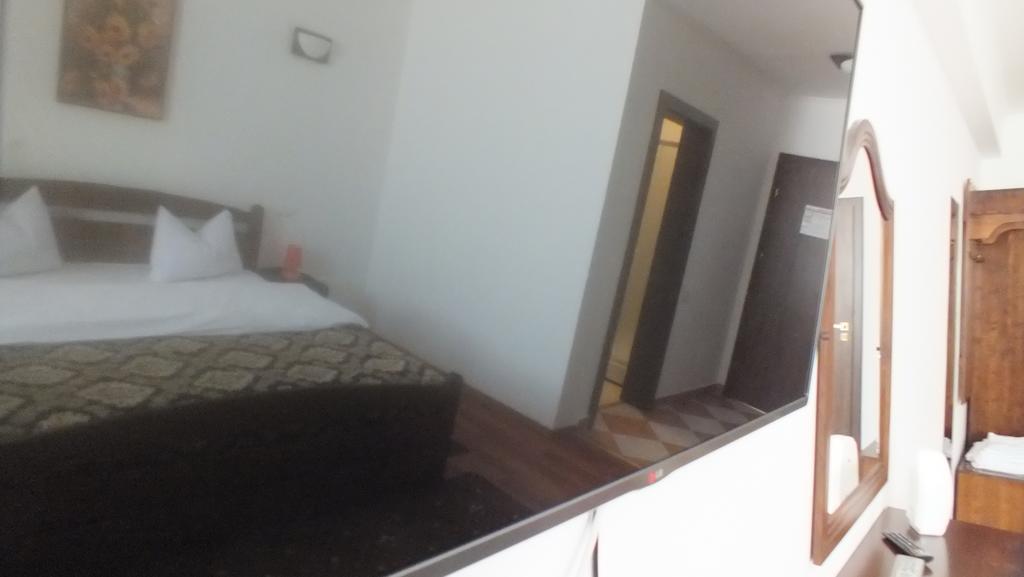 Hanul Cocosul Vitanesti Exterior foto